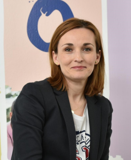  Oana  Bejan